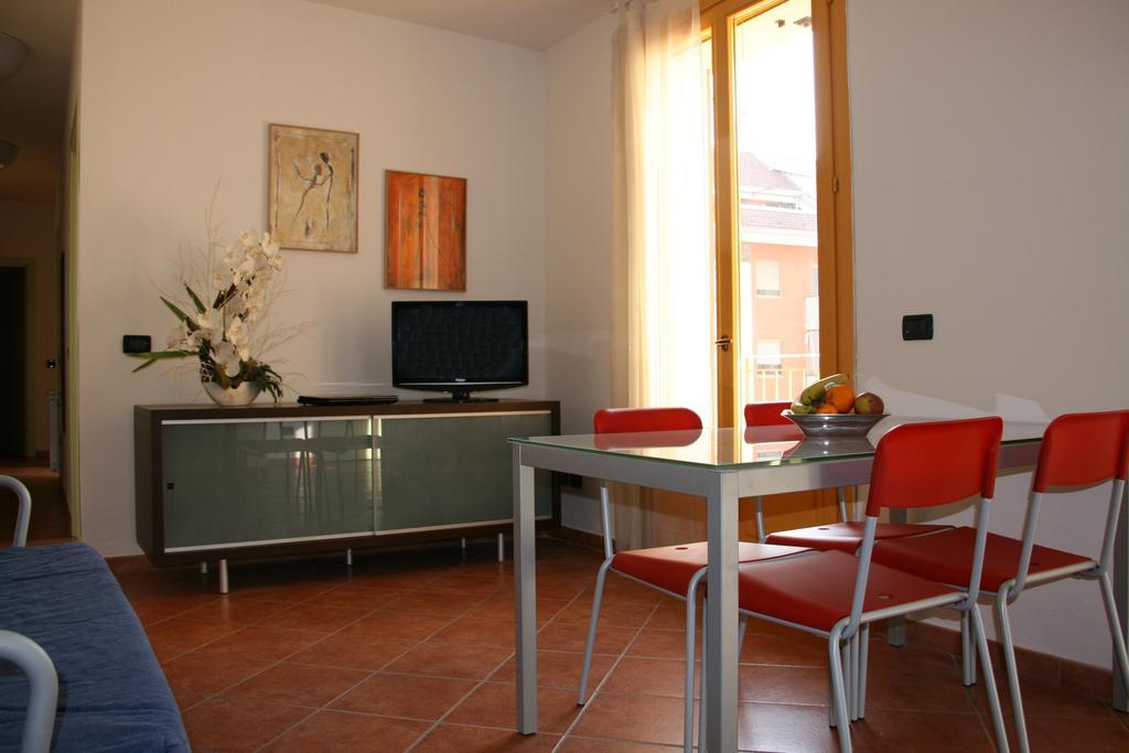 Residence Corso Monferrato Alessandria Pokój zdjęcie